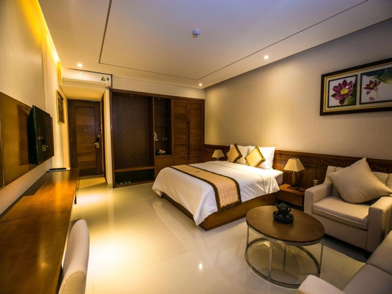 Liberty Hotel ดานัง ภายนอก รูปภาพ
